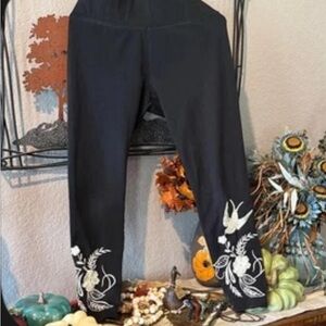 Black Floral-Print Women’s Leggings